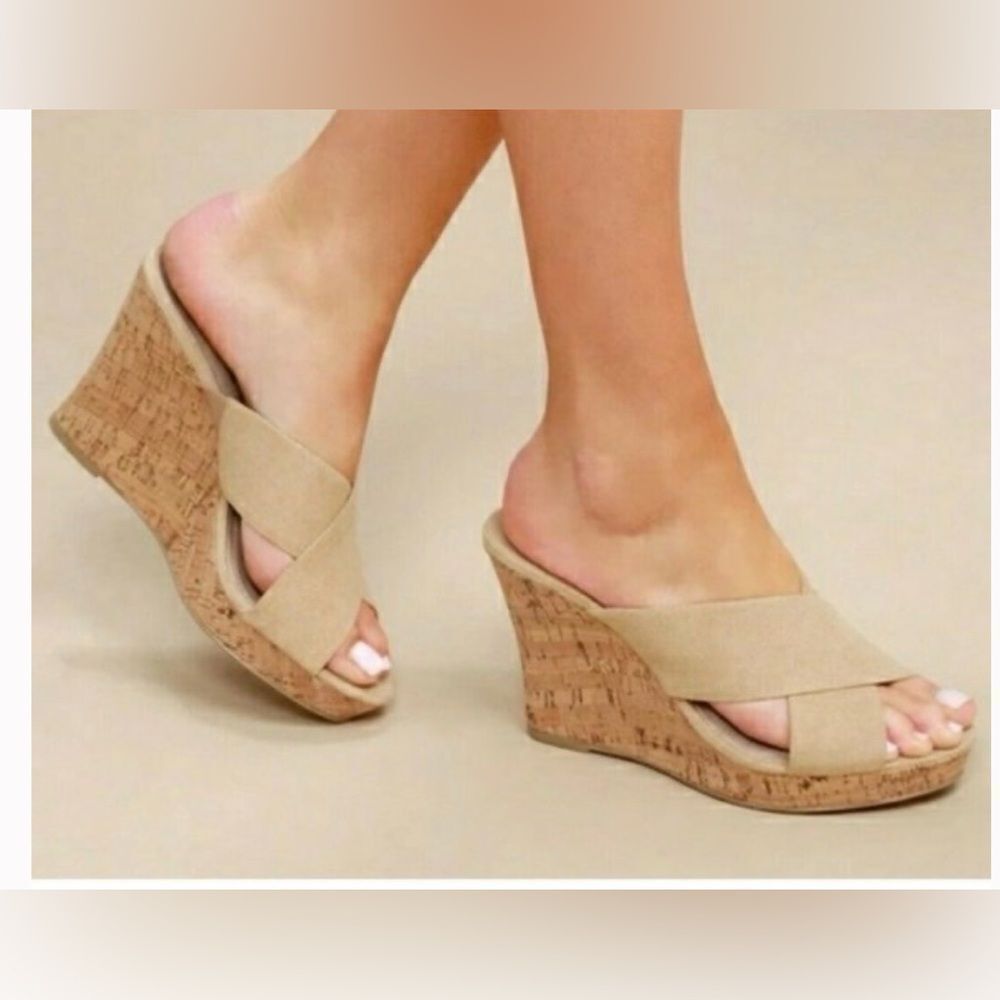 Charles by Charles David Tan, suede wedges size 10 M